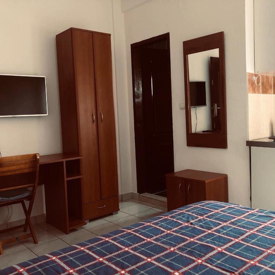 Studio Apartments Kul Budva Luaran gambar
