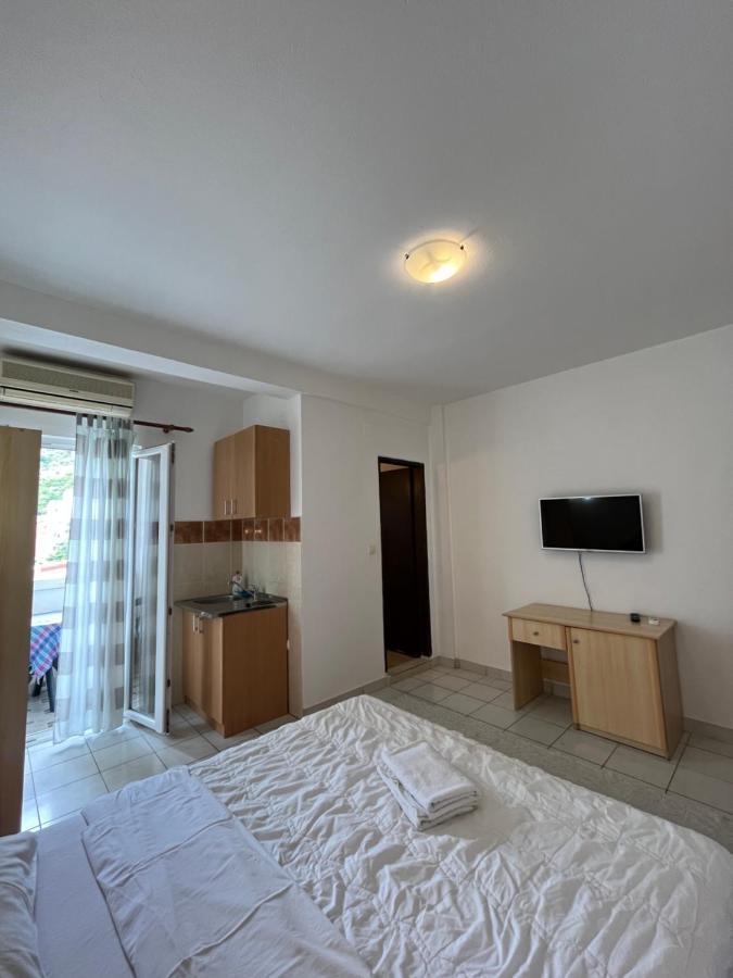 Studio Apartments Kul Budva Luaran gambar